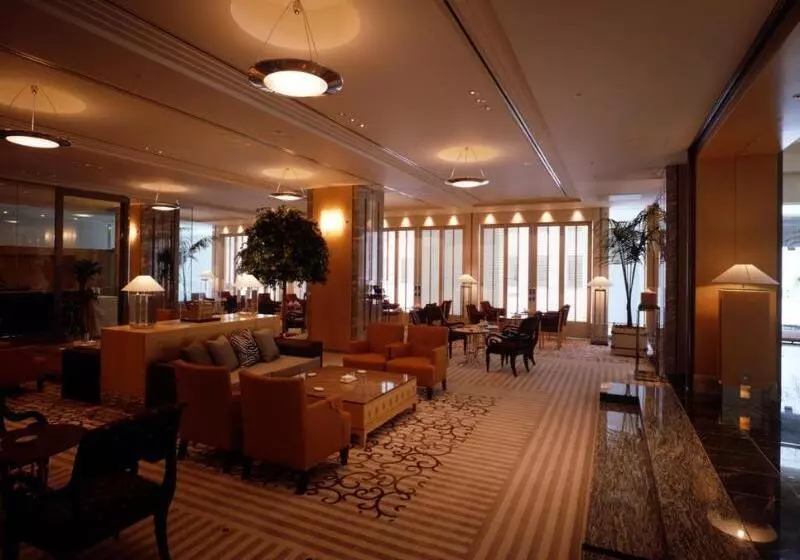 Rembrandt Hotel Ebina