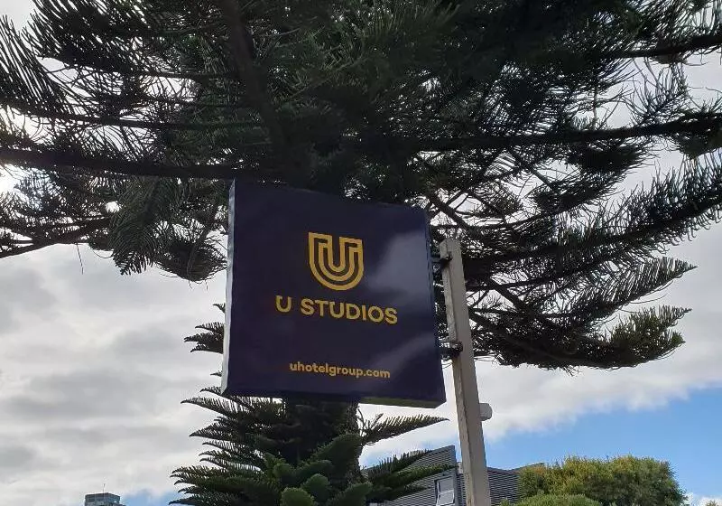 모텔 U Studios Paraparaumu Beach