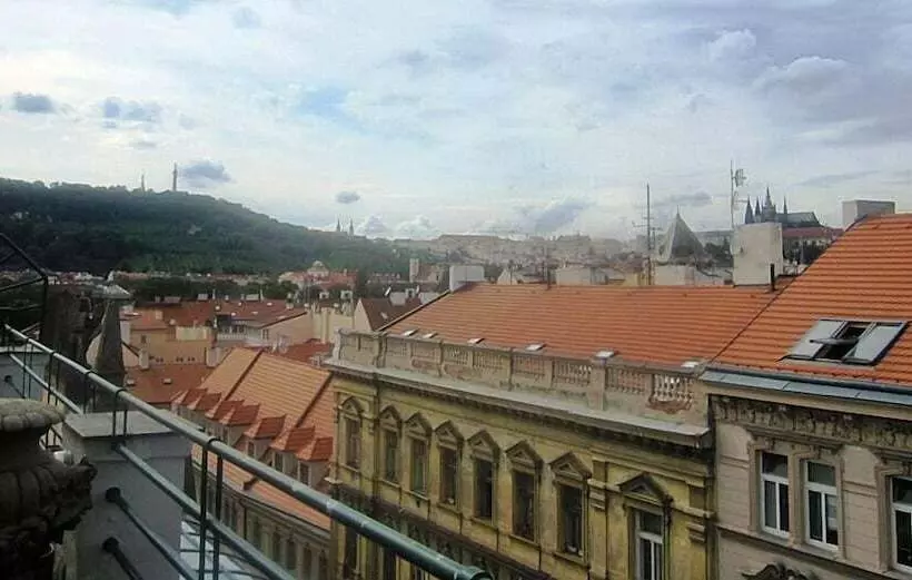 اقامتگاه Bologna