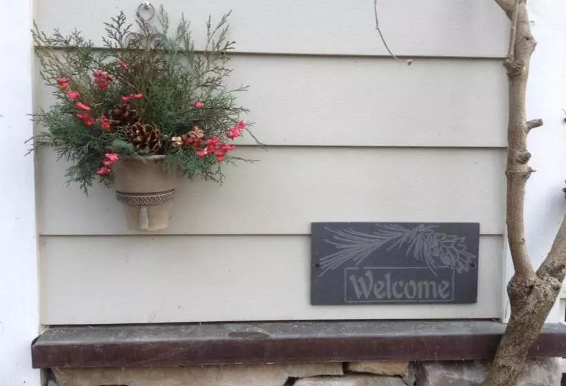 ベッドアンドブレックファースト Haddock Hill House