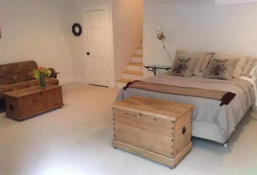 ベッドアンドブレックファースト Haddock Hill House