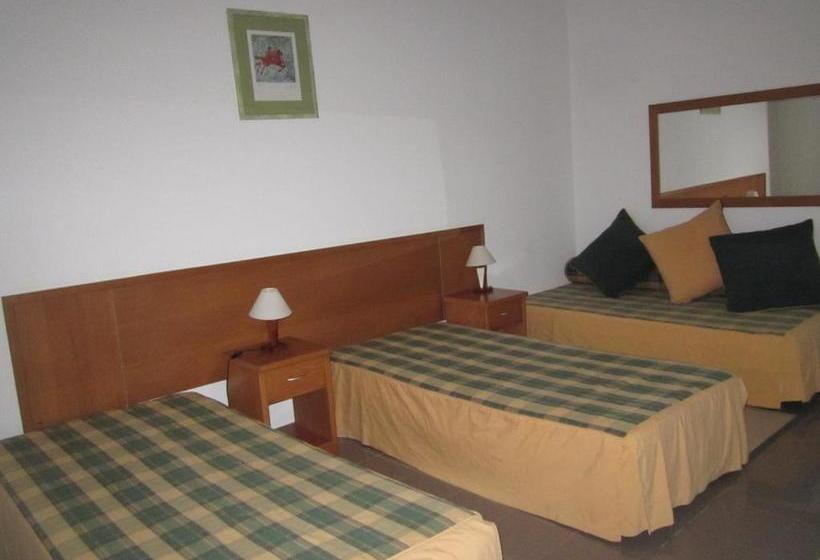 ホテル Quinta Das Rolas   Alojamento Local