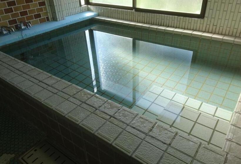 פנסיון Inn Yamanami