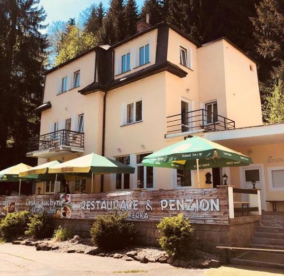 ペンション Penzion Pod Ozvěnou