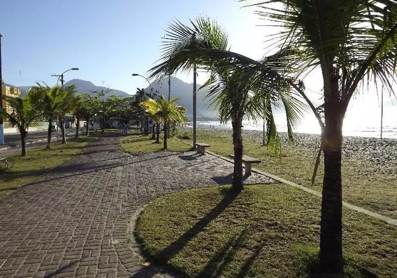 Majatalo Pousada Casa Verde Ubatuba