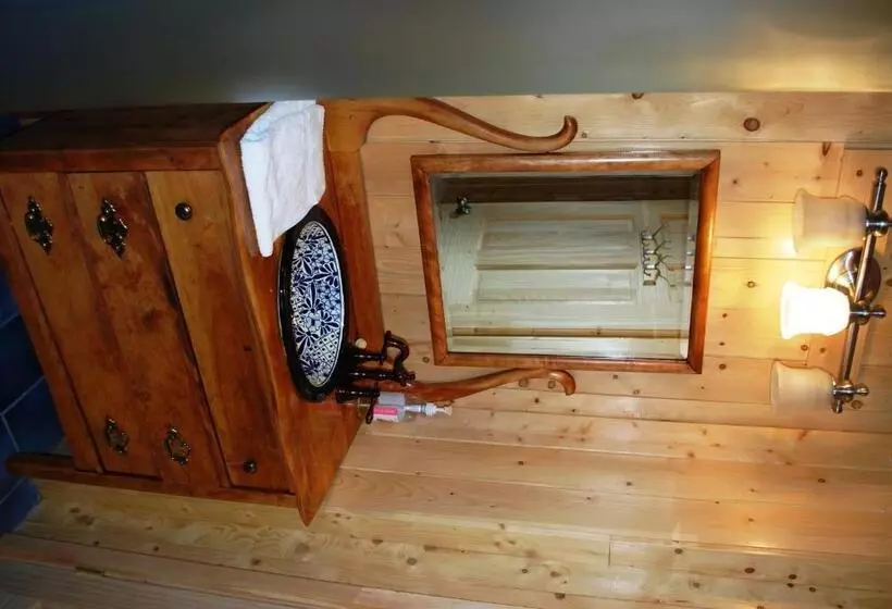 Auberge De La Rivière Matapédia   Matapédia River Lodge