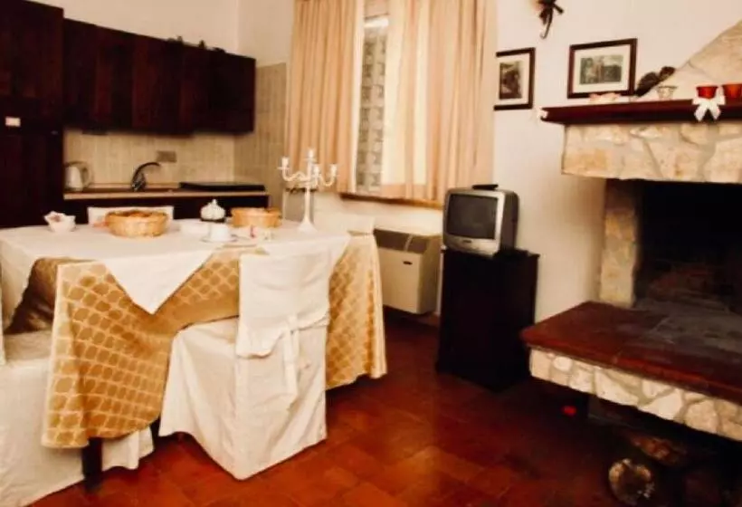 ベッドアンドブレックファースト Agriturismo Nuova Fattoria
