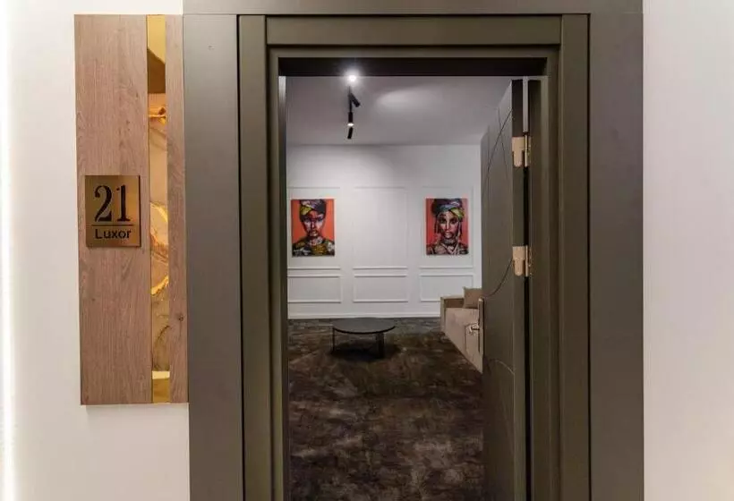 Hotelli Luxor