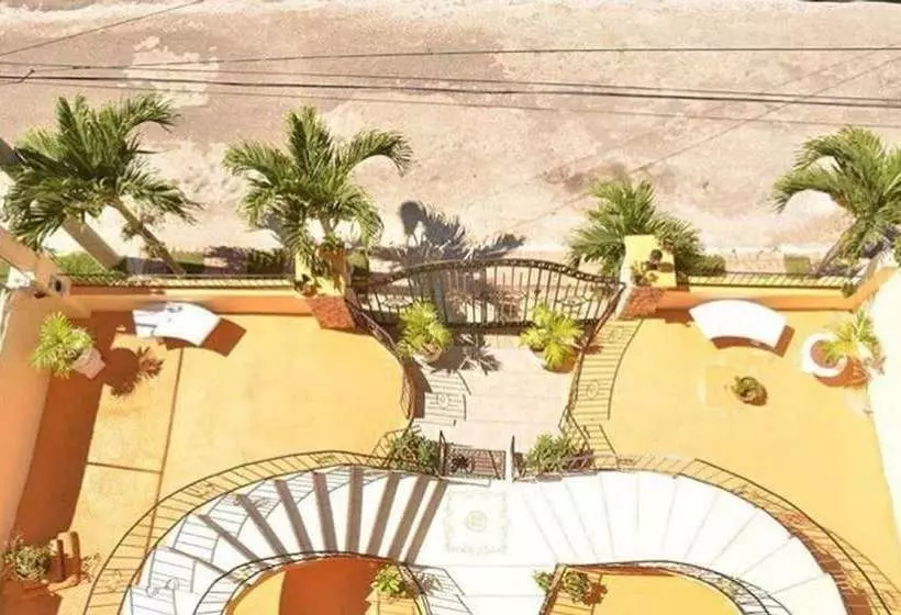 تختخواب و صبحانه Sea Breeze