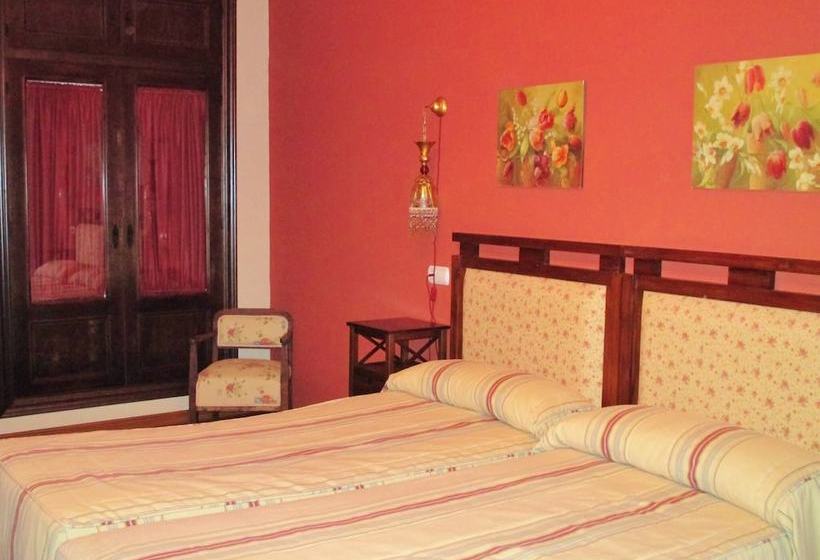 Hospedería La Fábrica