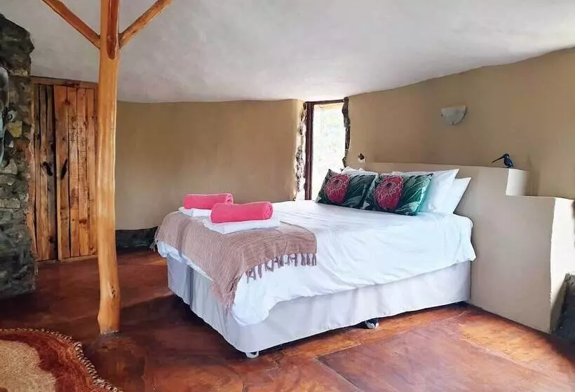 Hotelli Avani Lodge Private Nature Reserve