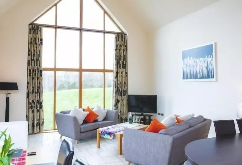 Hotelli Clovenstone Lodges