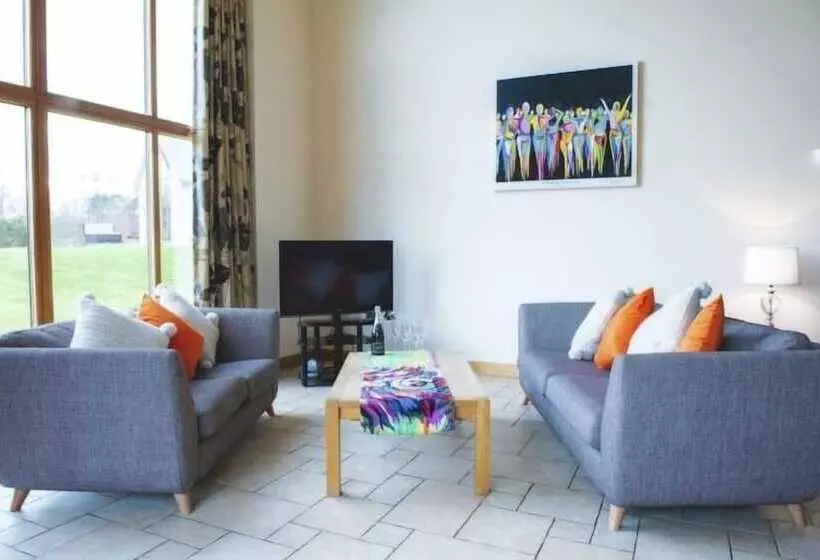 Hotelli Clovenstone Lodges