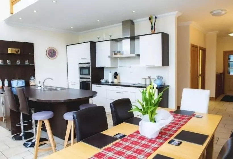 Hotelli Clovenstone Lodges