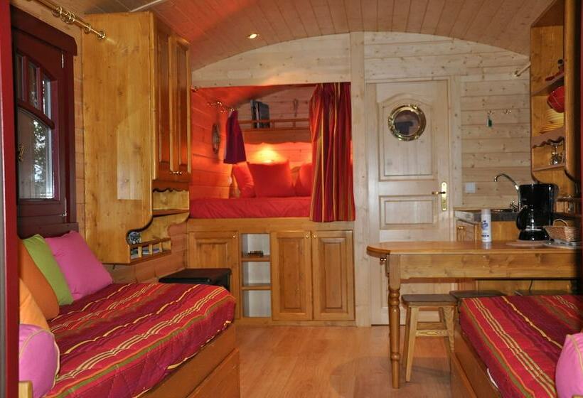 ホテル La Roulotte Des Elfes