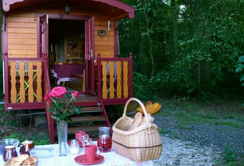 ホテル La Roulotte Des Elfes