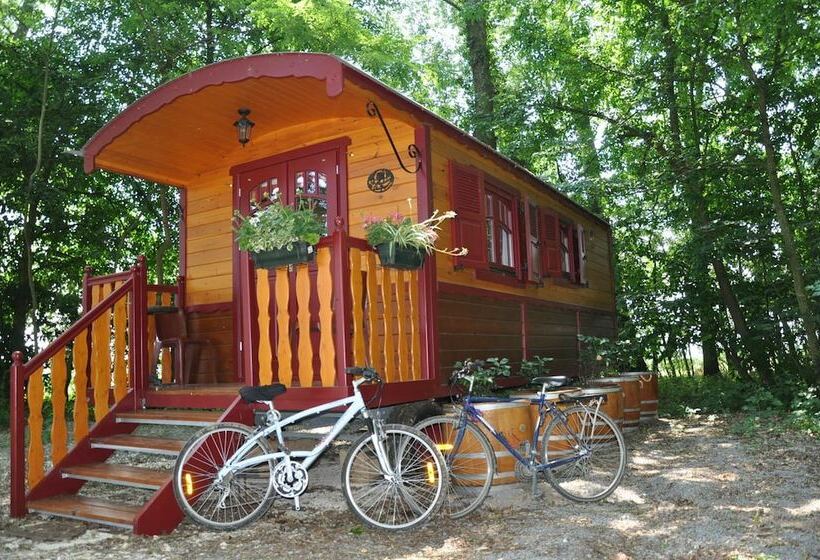 ホテル La Roulotte Des Elfes