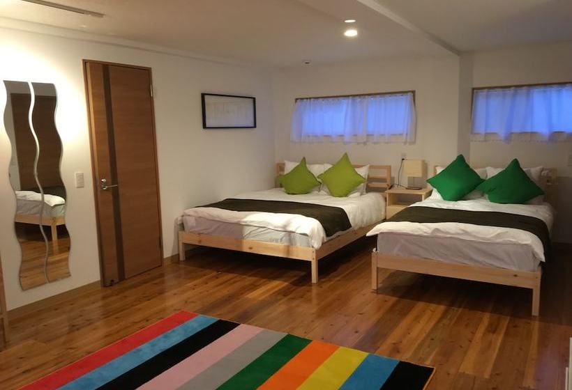 酒店 The Villa Kazbo