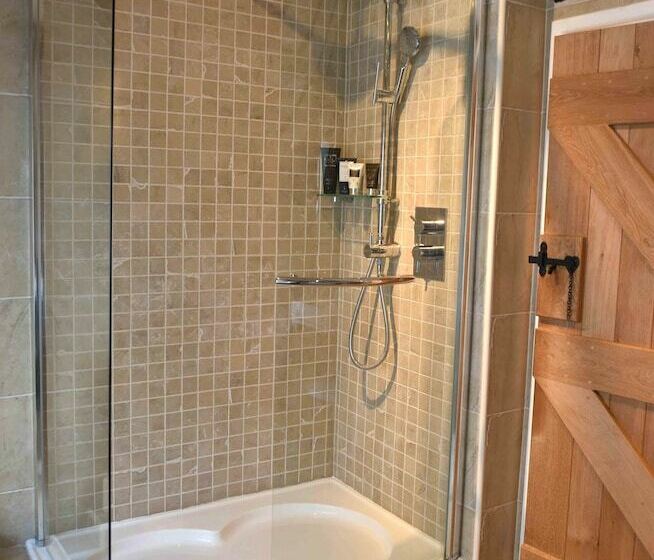 Luxury Cottage Near Windsor Castle