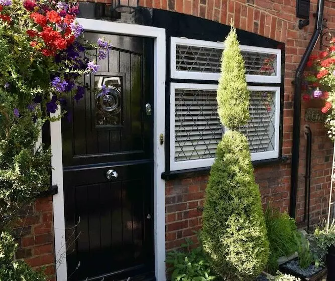 Luxury Cottage Near Windsor Castle