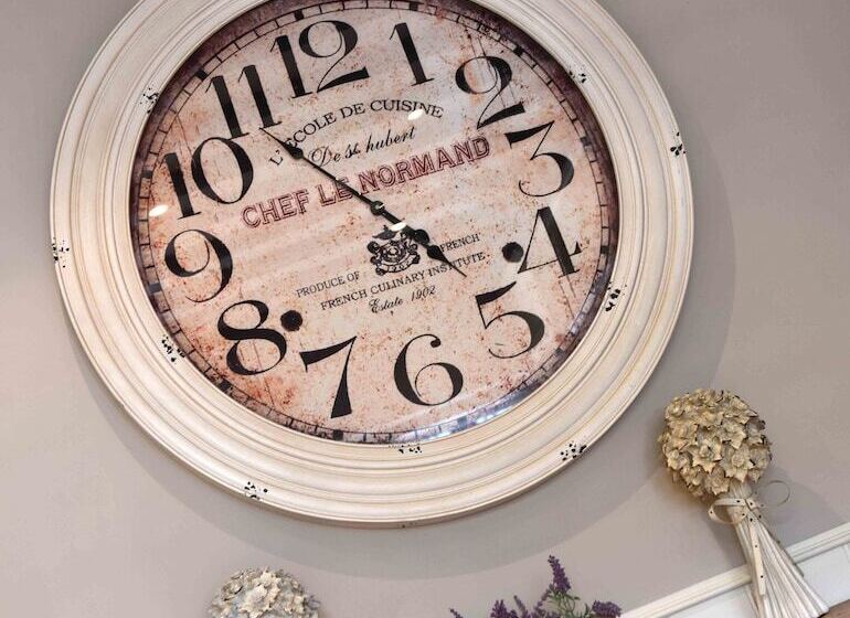 Luxury Cottage Near Windsor Castle