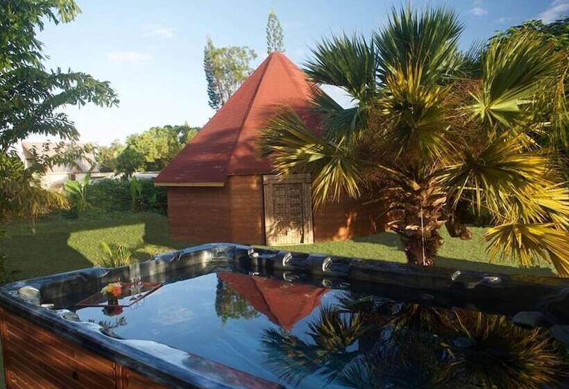 Panzió Gite Le Cheratof