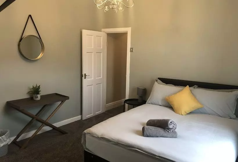 پانسیون Infinity Apartments Harrow Road