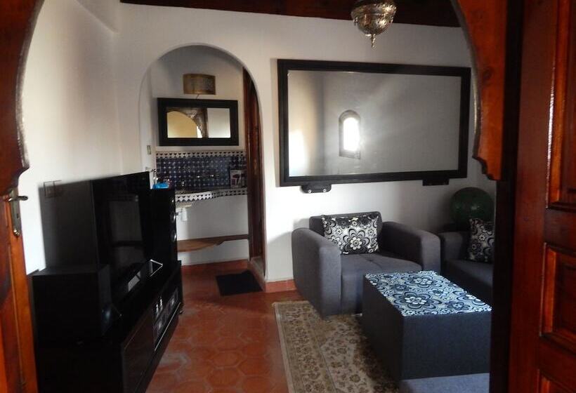 Pension (Hôtel basse catégorie) Maison Raouia