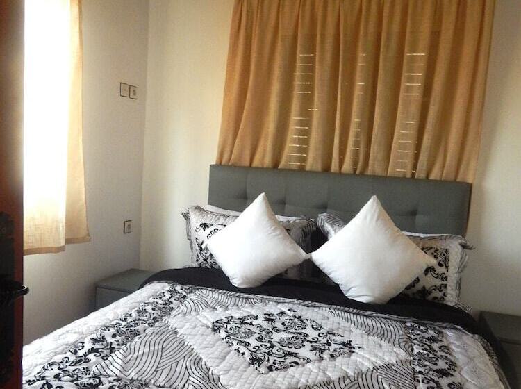 Pension (Hôtel basse catégorie) Maison Raouia