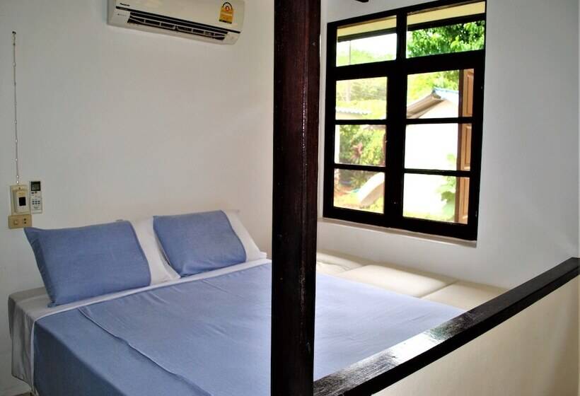 ペンション Swiss Sawasdee Koh Mak