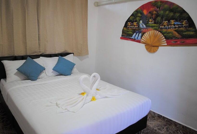 ペンション Swiss Sawasdee Koh Mak