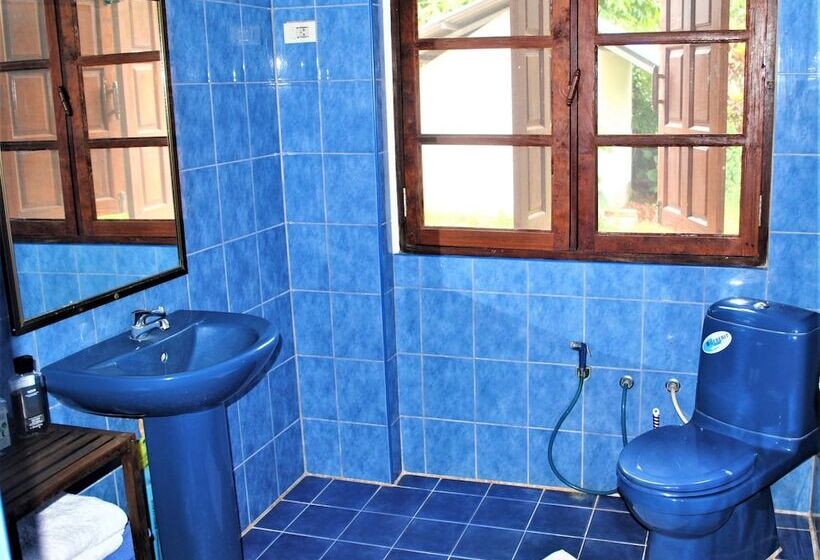 ペンション Swiss Sawasdee Koh Mak