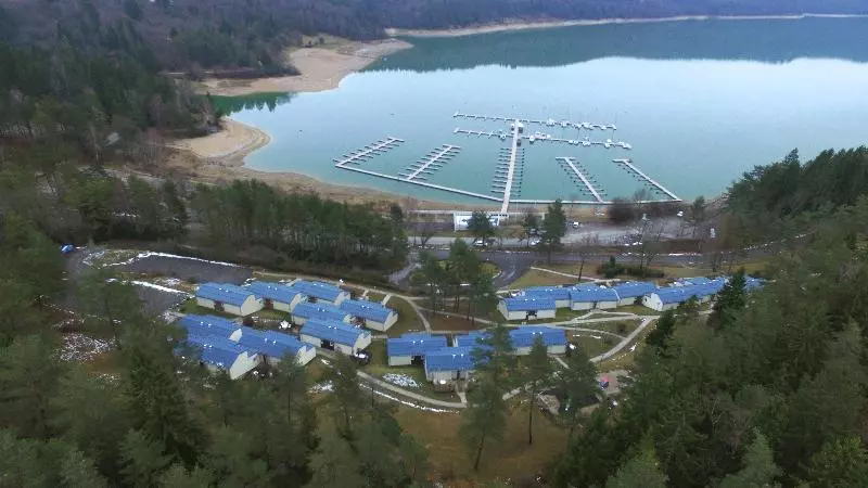 Residenssi Vvf Jura Lac De Vouglans, Maisod