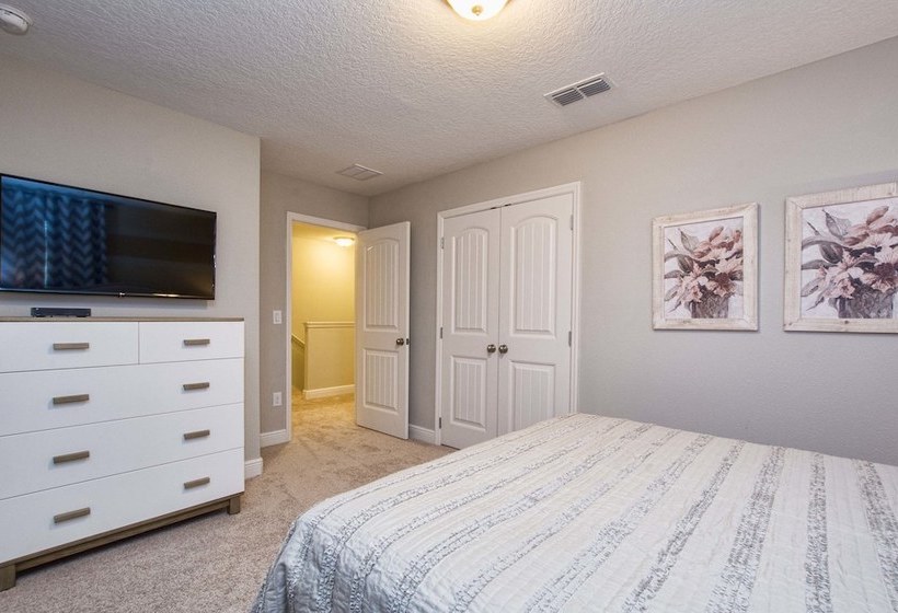 Solterra 6 Bedrooms House W/pool7040sr