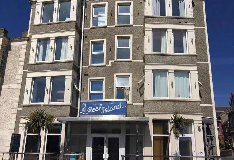 ユースホステル Reef Lodge