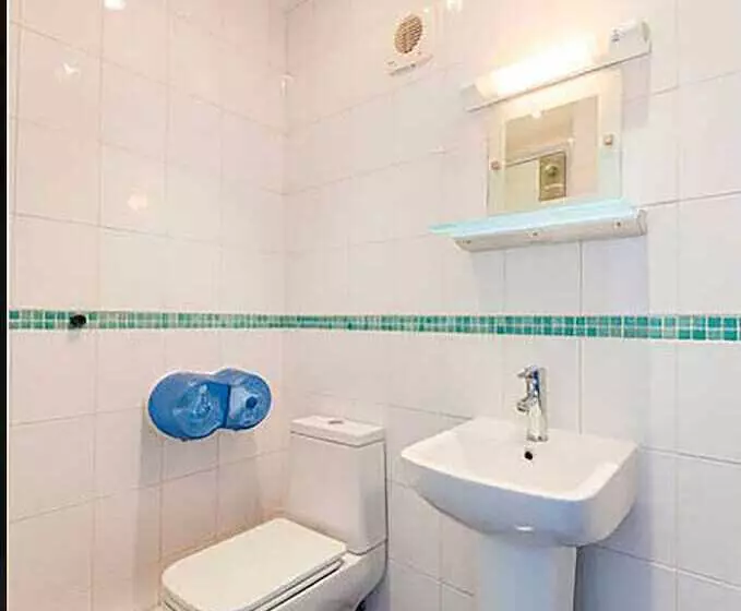 ユースホステル Reef Lodge