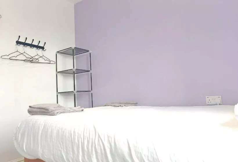 ユースホステル Reef Lodge