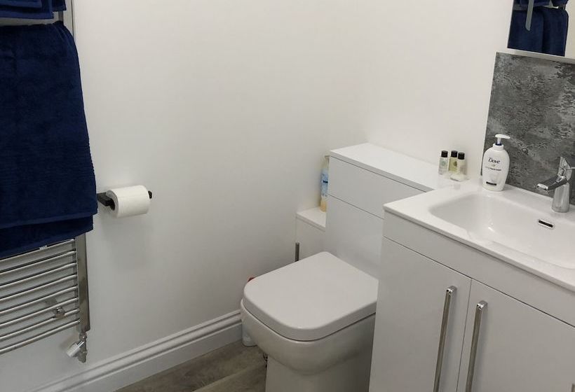 Barn Cottages Iscoyd