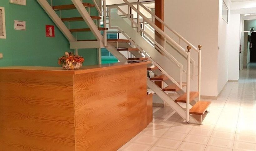 Hostal Marqués Del Campo Hostel