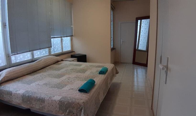 Hostal Marqués Del Campo Hostel