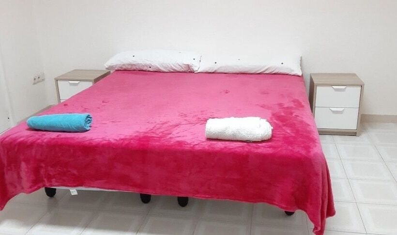 Hostal Marqués Del Campo Hostel