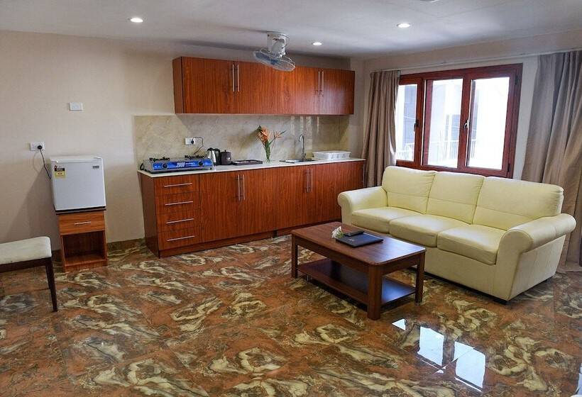 בית מלון כפרי The President