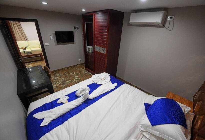 בית מלון כפרי The President