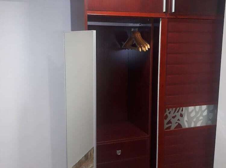 בית מלון כפרי The President