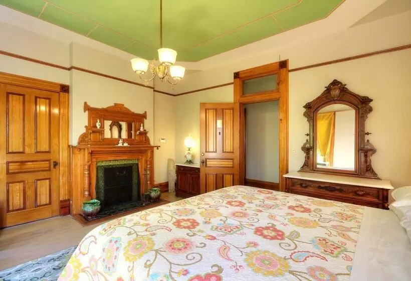 Jacksonville's Historic Nunan House