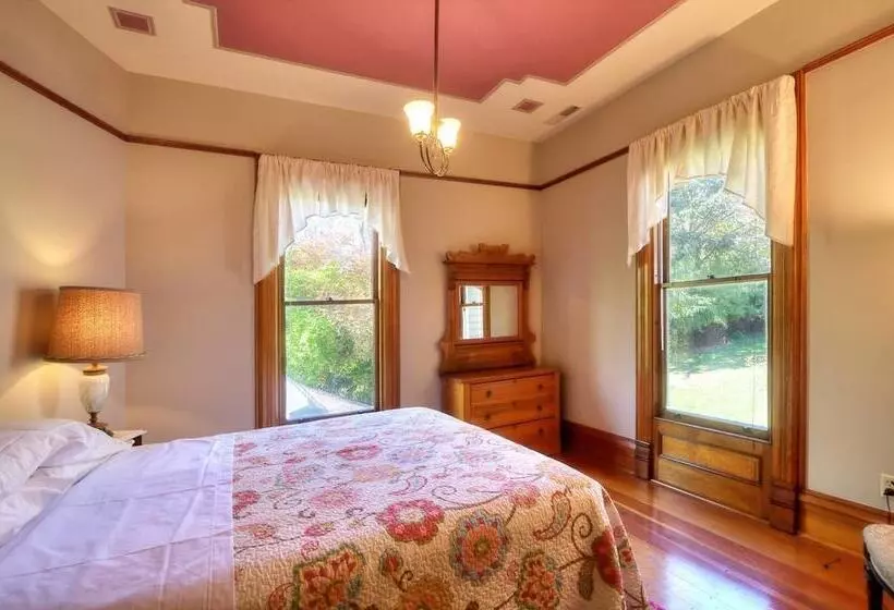 Jacksonville's Historic Nunan House