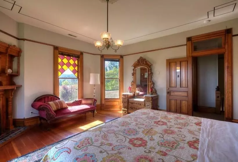 Jacksonville's Historic Nunan House