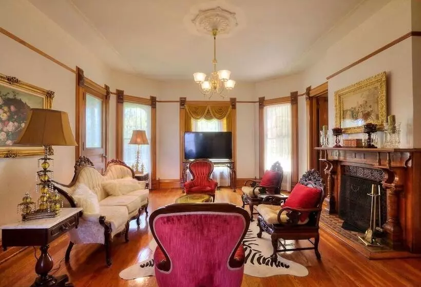 Jacksonville's Historic Nunan House