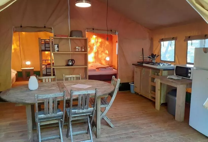 Majatalo Domaine De Keravel