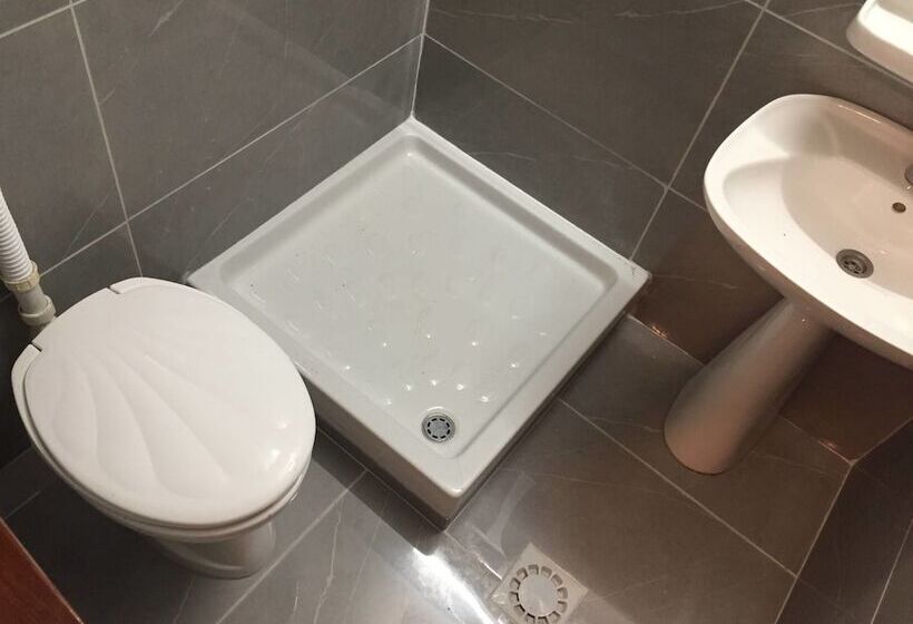 پانسیون Neni Apartments